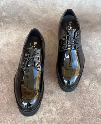 Ferragamo sneakers noir semelle blanche confort image 3