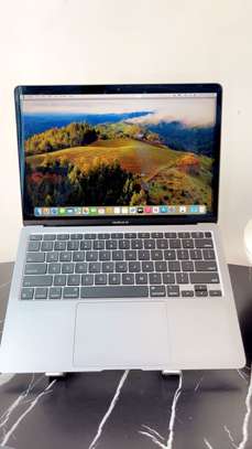 Air 2019 i5 8/256 image 3