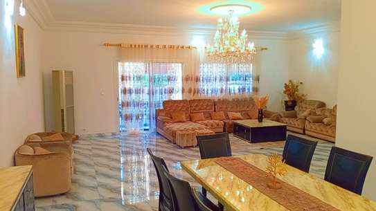 BEL APPARTEMENT MEUBLÉ À LOUER ALMADIES image 3