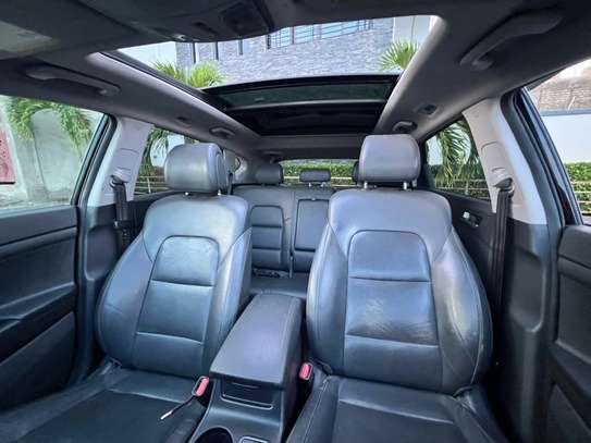 HYUNDAI TUCSON 2018 FULL OPTION image 2