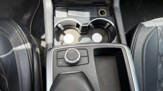 Mercedes ML 350 4MATIC Essence image 12