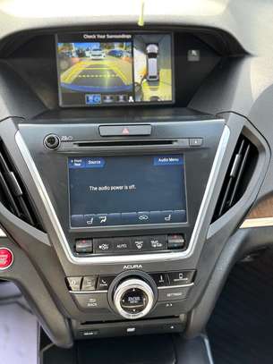 Acura MDX image 12
