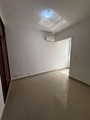 Villa F4 à louer à louer aux Mamelles image 13