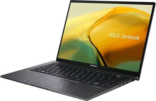 ASUS ZENBOOK 14 UM3402Y image 3