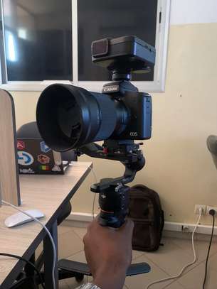 Canon M50 mark II + Dji RS3 mini + 2 objectifs image 3