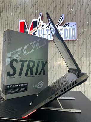 ASUS ROG RTX 4090 image 3