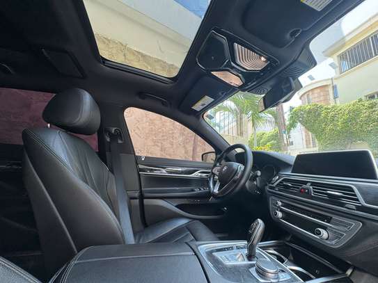 BMW serie7 Anne 2019 image 10