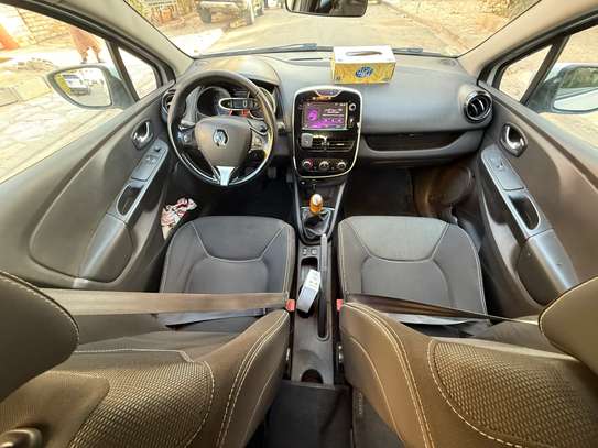 Renault image 3