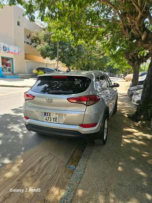 Hyundai Tucson image 5