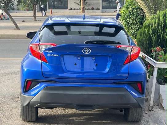 TOYOTA CHR image 4
