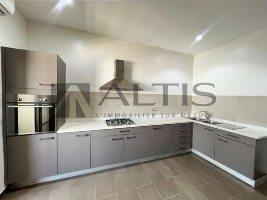 Appartement F4 à louer à Mermoz image 5