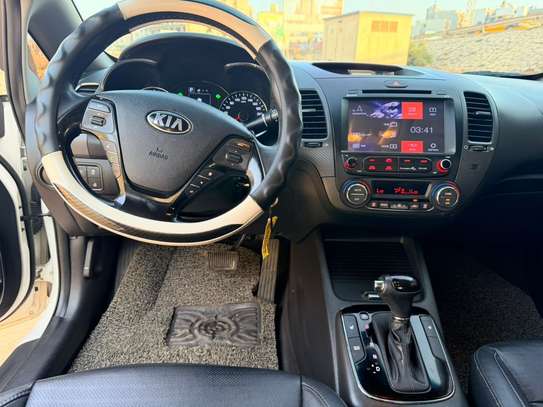 KIA  K3 🔘 Année :  *2016* image 10