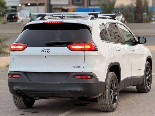 JEEP CHEROKEE 2018 image 5