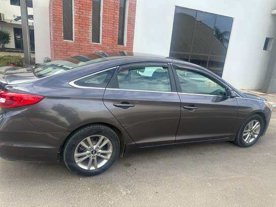 Hyundai Sonata 2015 image 2