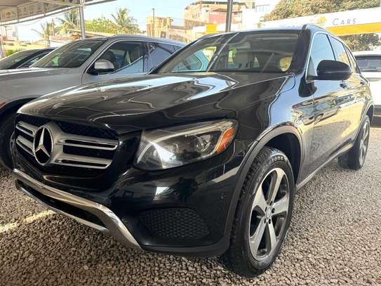 Mercedes Benz GLC 300 coupe image 6