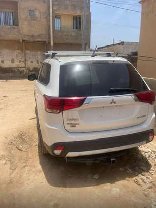 Mitsubishi outlander 2016 image 5