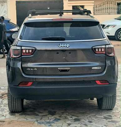 Jeep Cherokee limited image 2