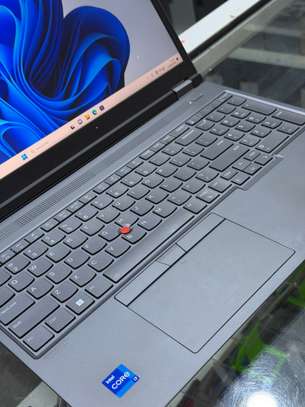 Lenovo P16 Gen 2 i7 13th 1To| 64go ram image 2