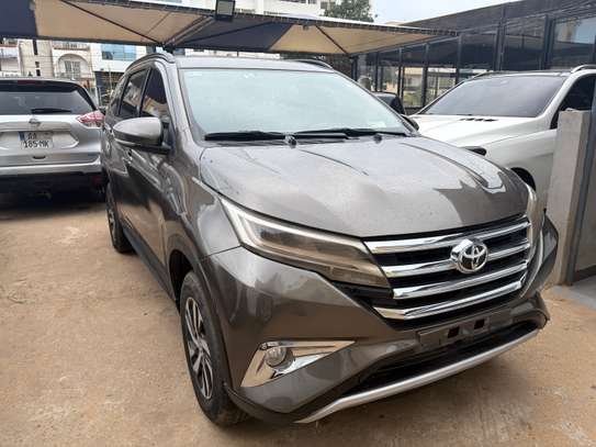 Toyota Rush 2022 SUV Gris Métallisé Spacieux image 2