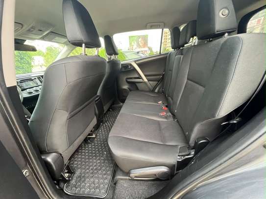 Toyota Rav4 2018 image 10