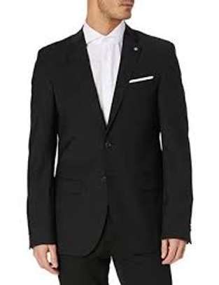 Costume ajusté style classique moderne image 5
