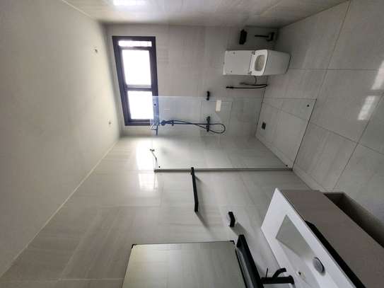 Très belle villa avec piscine et jardin image 13