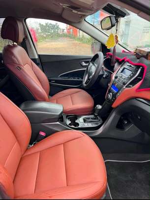 Hyundai Santafe 2014 image 7