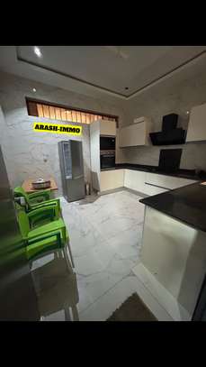 Duplex meublé de 4 Chambres + salon aux mamelles image 1