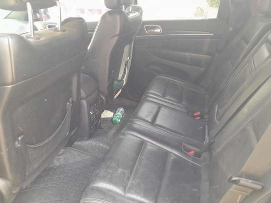Jeep cherokee image 9