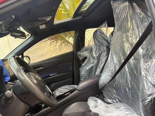 Toyota CHR image 5