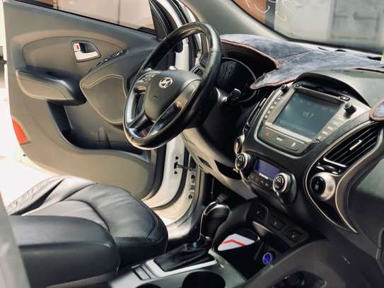 HYUNDAI TUCSON 2015 image 5
