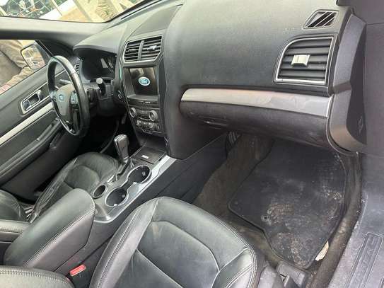 Ford Explorer XLT 2017 image 7