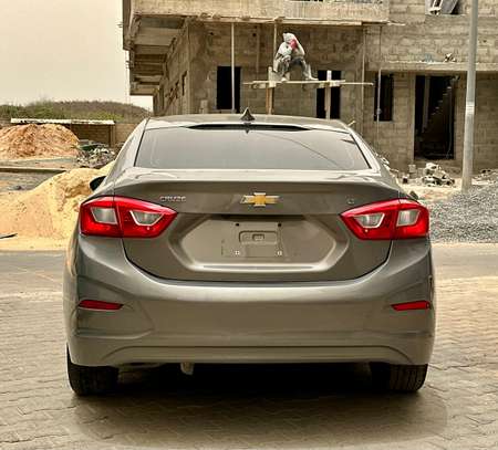 Chevrolet Cruze LT 2017 image 2