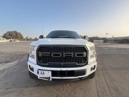 FORD F-150 – Surélevé, robuste et prêt à tout ! image 2