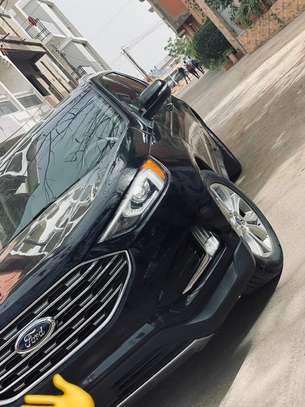 FORD EDGE TITANIUM 2019 image 4