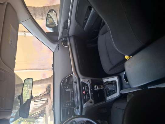 Hyundai elantra image 7