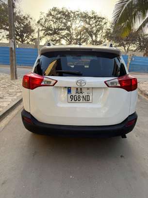 Toyota Rav4 Limited image 3