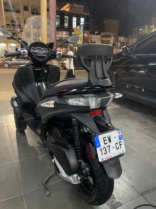 Piaggio mp3 yourban lt image 6