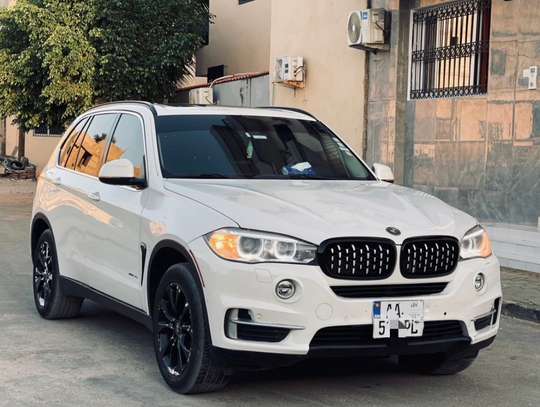 BMW X5 Xdrive 35i full options image 9