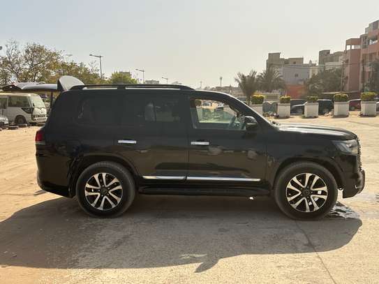 CUPP 2023 / TOYOTA LAND CRUISER V8 image 3