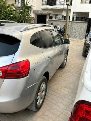 Nissan Rogue 2011 image 3