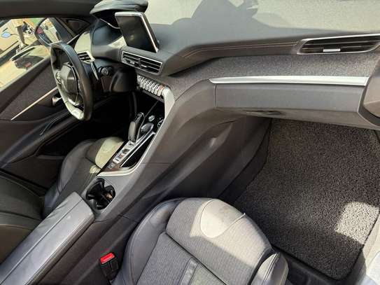 Peugeot 3008 GT-LINE 2018 image 8