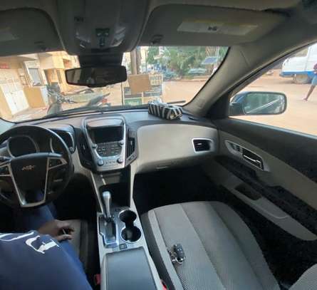 Chevrolet SUV bleu foncé automatique essence image 9