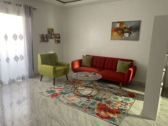 Magnifique F2 meublé aux almadies image 4