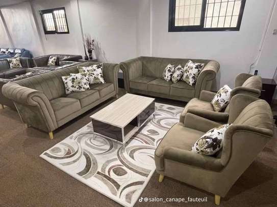 FAUTEUIL EN VELOUR 8 PLACES image 1