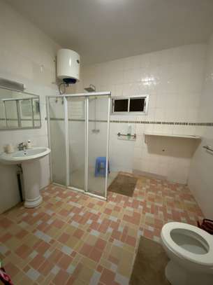 Joli studio meublé à liberté 6 image 4