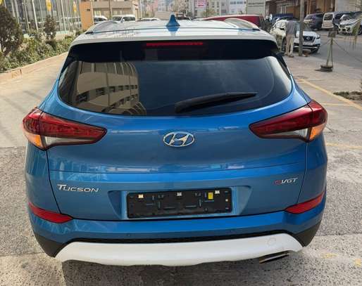 Hyundai Tucson 2017 image 12