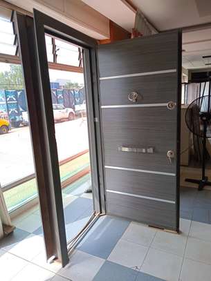 Porte d'entrée blindée et securité image 5