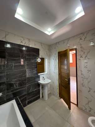 2 Chambres salon à louer à Ngor extension image 6