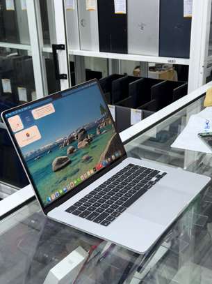 MacBook Air 2025 M4 | 1To ssd | 24go ram image 2